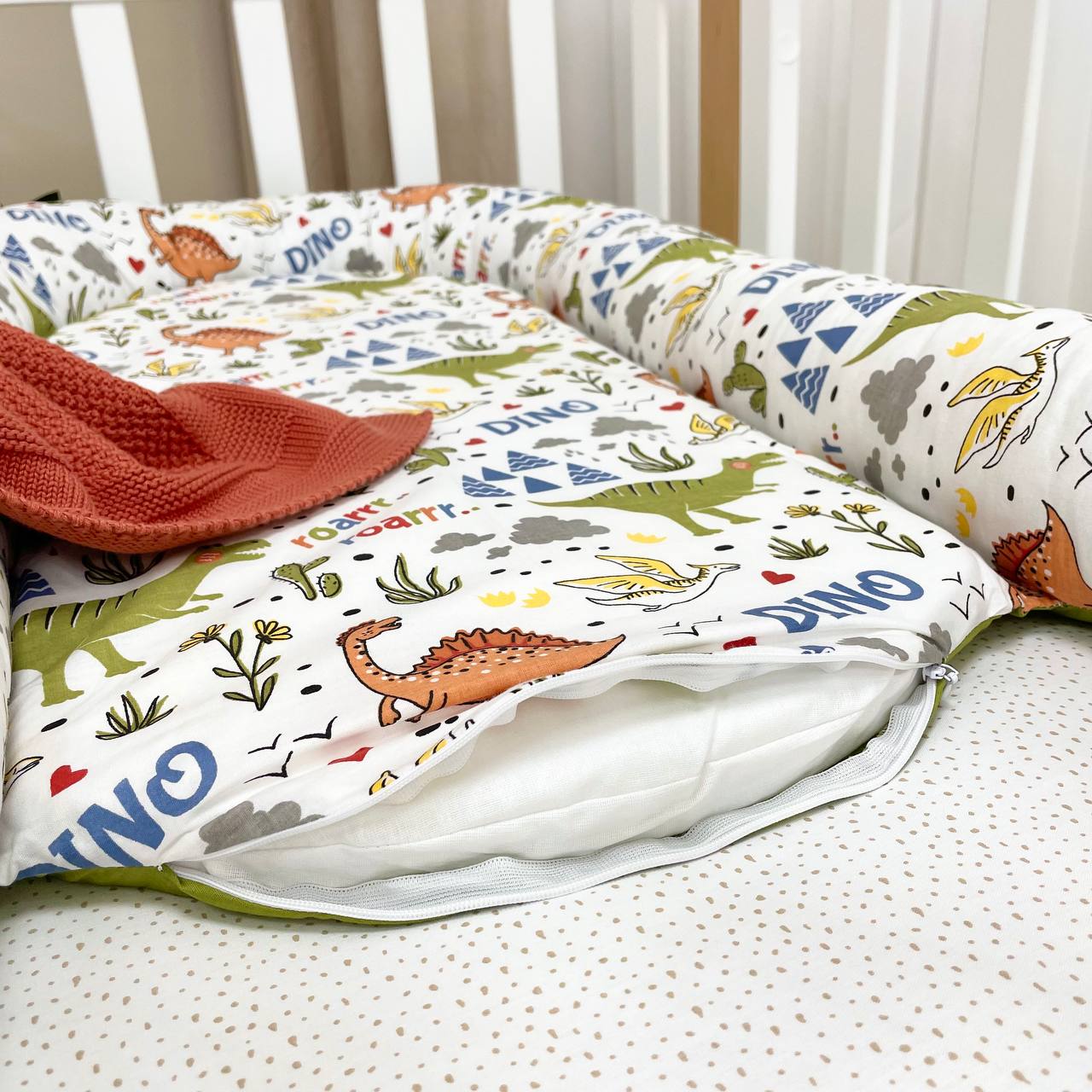 COCON pour bébé Baby Design "Dino"